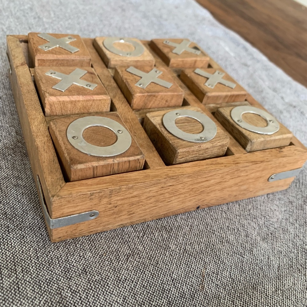 Vintage Style Wooden Tic Tac Toe Set
